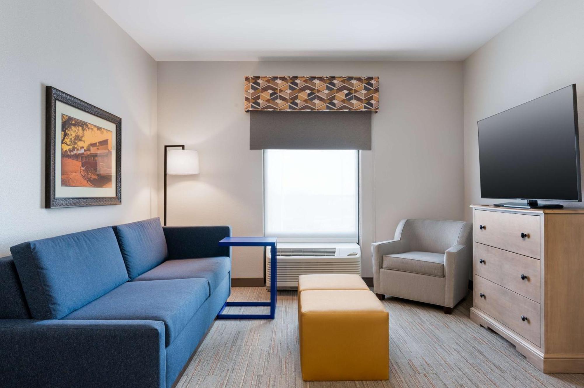 Hampton Inn & Suites Dodge City Boot Hill Casino Экстерьер фото